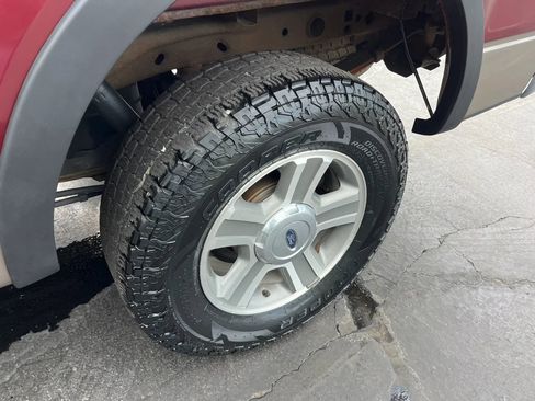 Used 2006 Ford F150 XLT AWD/4WD image 10