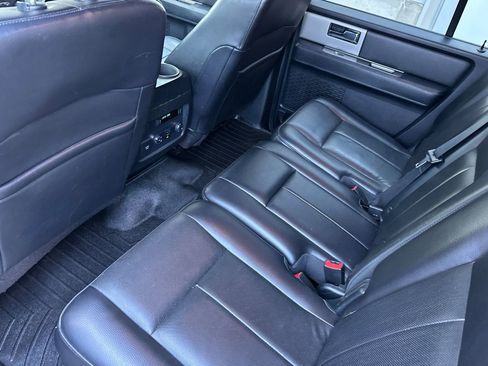 Used 2015 Ford Expedition EL XLT w/ Equipment Group 202A AWD/4WD image 13