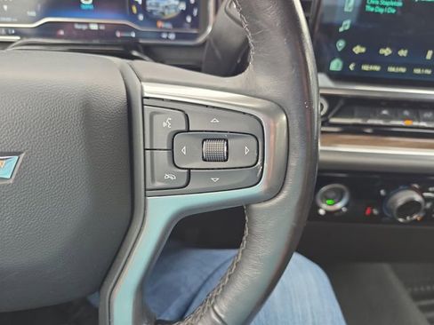 Used 2022 Chevrolet Silverado 1500 LT image 17