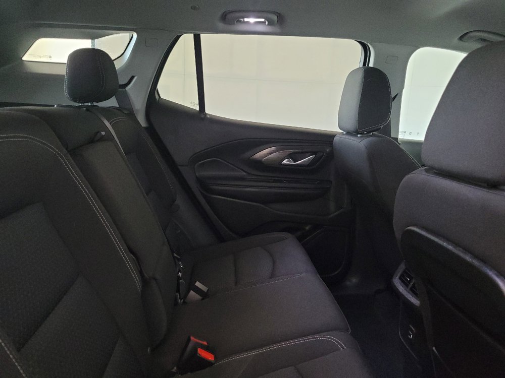 Used 2024 GMC Terrain SLE FWD image 19