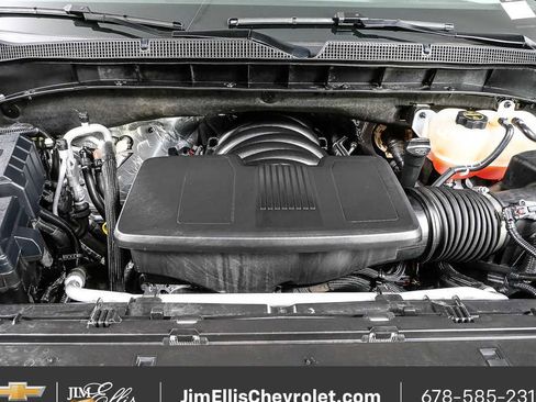 Certified 2025 Chevrolet Tahoe LT image 38