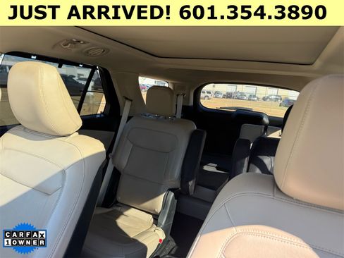 Used 2020 Ford Explorer Limited w/ Class III Trailer Tow Package image 9