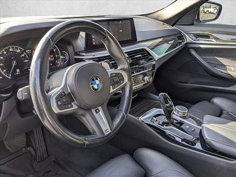 Used 2019 BMW 530i w/ Convenience Package image 10