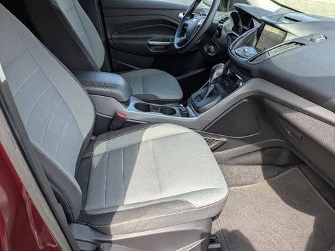 Used 2016 Ford Escape SE w/ Equipment Group 201A AWD/4WD image 13
