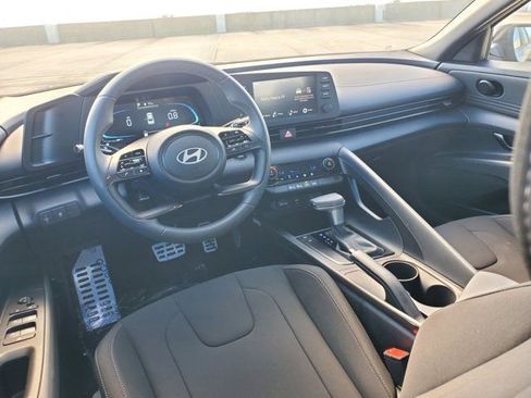 New 2026 Hyundai Elantra SEL Sport image 8