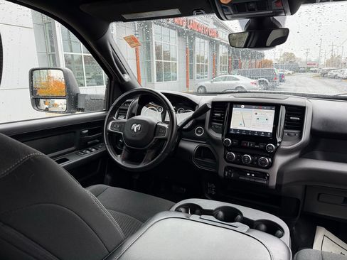 Used 2024 RAM 3500 Tradesman w/ Convenience Group image 27