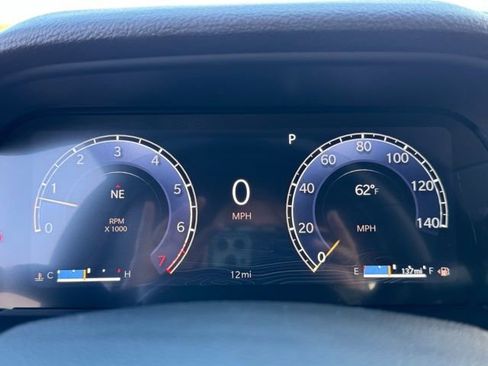 New 2025 Jeep Grand Cherokee Altitude image 19