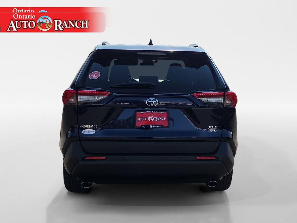 Used 2025 Toyota RAV4 XLE Premium w/ Weather Package AWD/4WD image 4