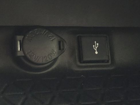 Certified 2021 Toyota RAV4 LE image 26