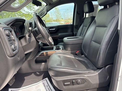 Used 2019 Chevrolet Silverado 1500 RST w/ All-Star Edition AWD/4WD image 17