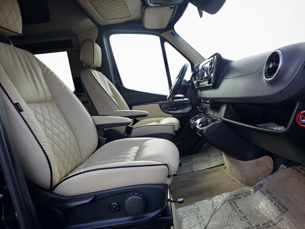 Used 2020 Mercedes-Benz Sprinter 3500 image 39