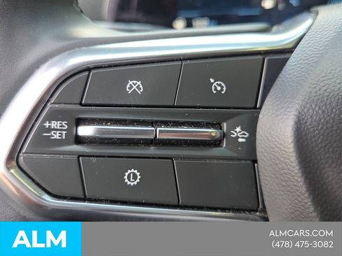 Used 2025 Chevrolet Equinox LT FWD image 23