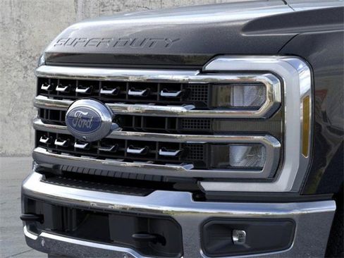 New 2026 Ford F250 Lariat w/ Lariat Ultimate Package image 17