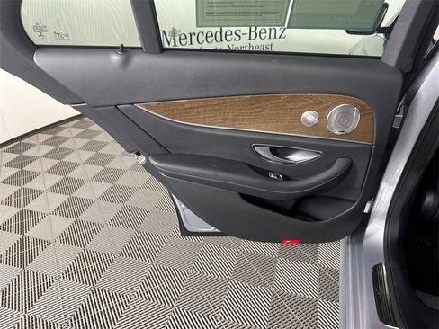 Certified 2022 Mercedes-Benz E 350 Sedan image 24