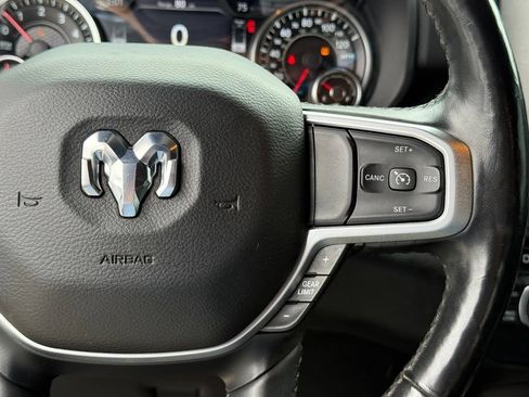 Used 2019 RAM 1500 Big Horn AWD/4WD image 18