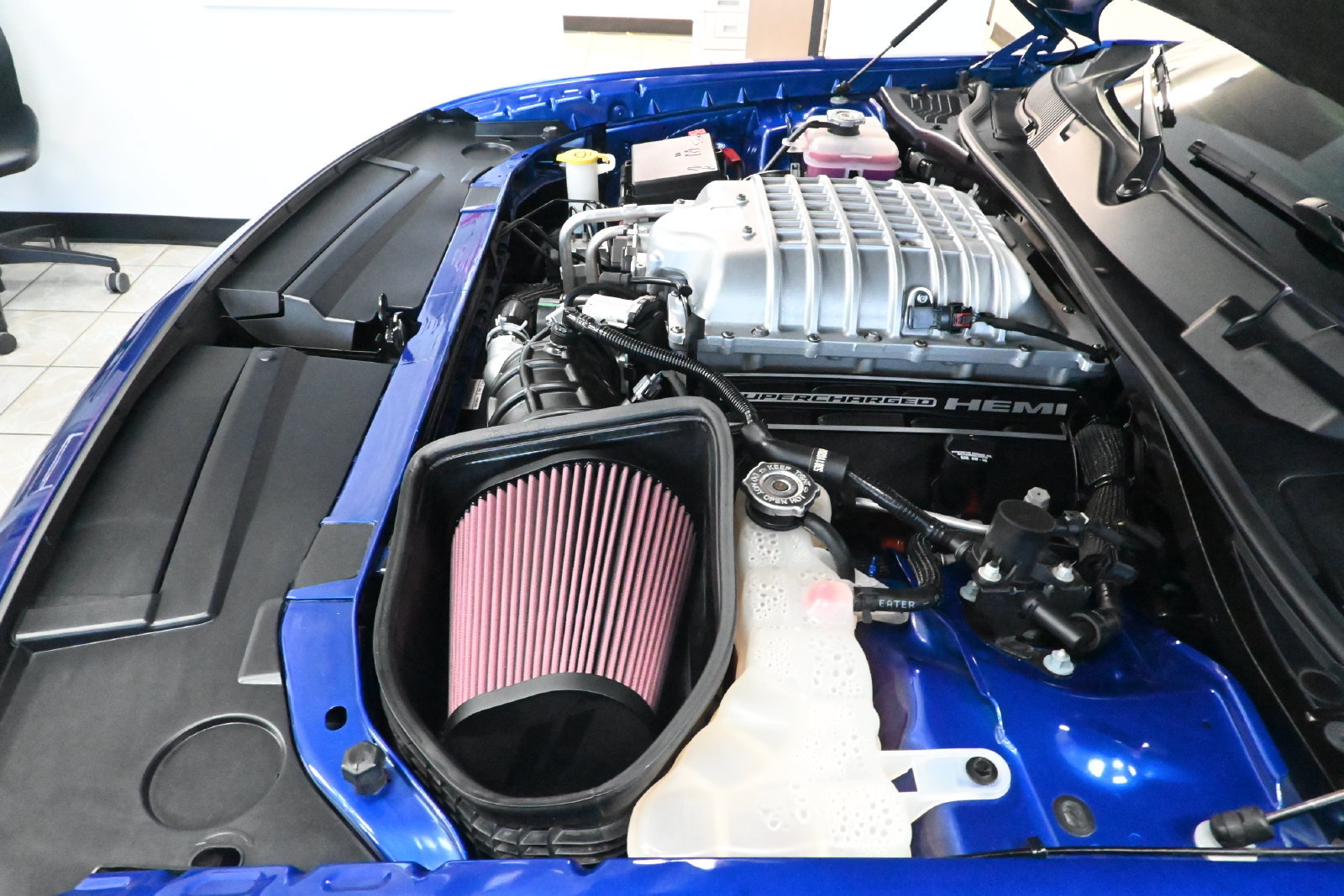 Used 2022 Dodge Challenger SRT Hellcat RWD image 3