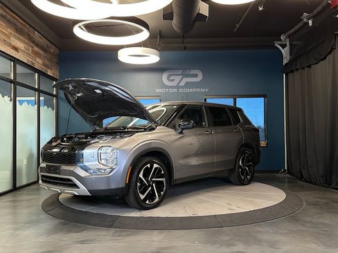Used 2022 Mitsubishi Outlander SE AWD/4WD image 25