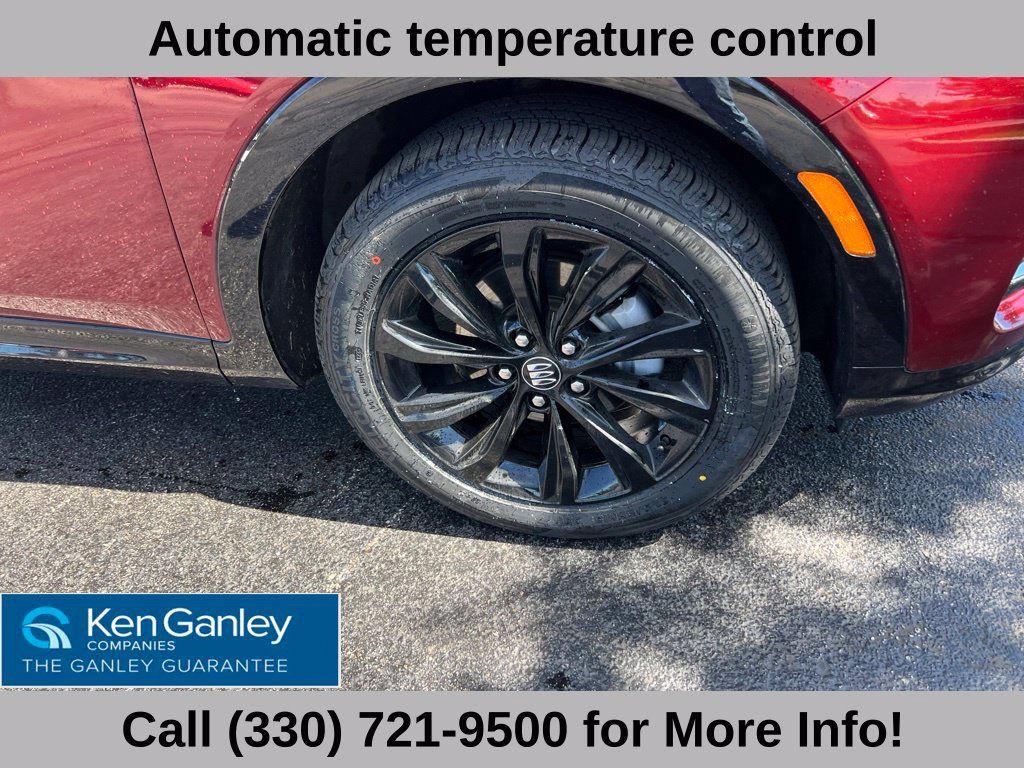 Used 2024 Buick Envista Sport Touring w/ Convenience I Package FWD image 19