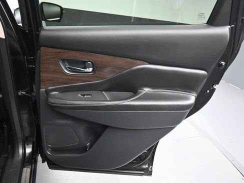 Used 2019 Nissan Murano Platinum FWD image 34