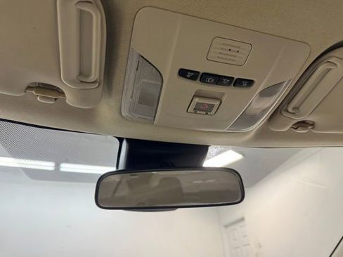 Used 2021 Toyota Corolla LE w/ LE Convenience Package FWD image 24