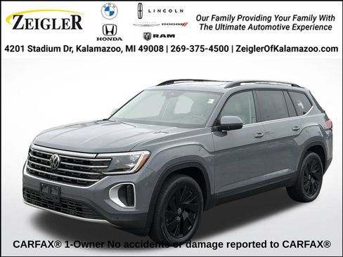 Used 2025 Volkswagen Atlas SE AWD/4WD image 1