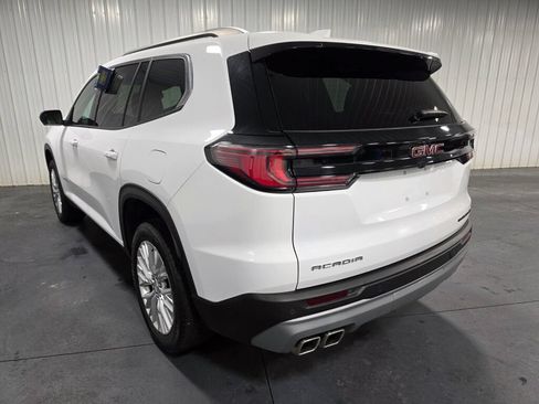 Used 2024 GMC Acadia Elevation FWD image 3