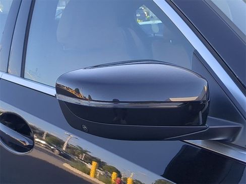 New 2025 BMW 330i xDrive Sedan w/ Premium Package image 12