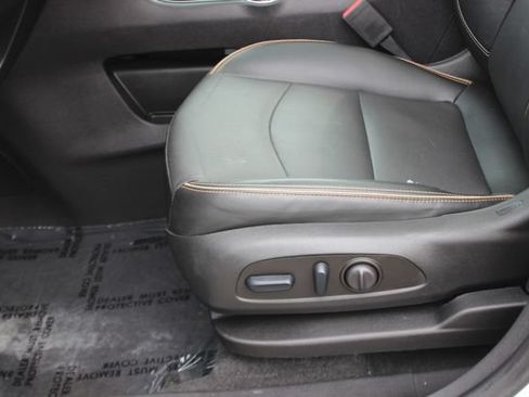 Used 2024 GMC Terrain AT4 w/ Infotainment Package II AWD/4WD image 22