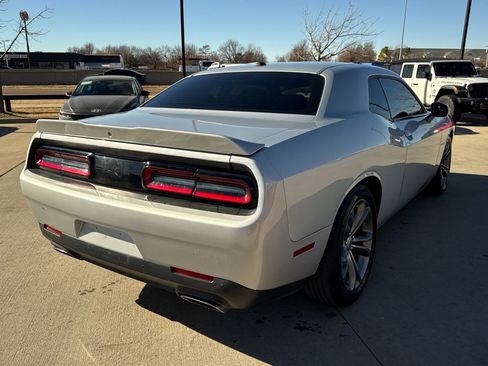 Used 2022 Dodge Challenger R/T image 4