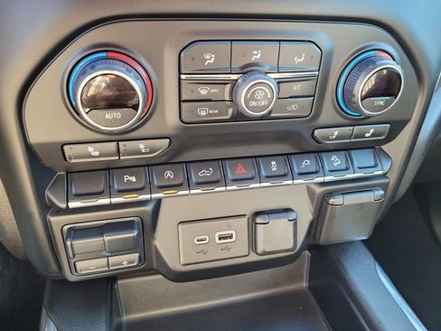 Used 2020 Chevrolet Silverado 1500 RST w/ All-Star Edition image 19