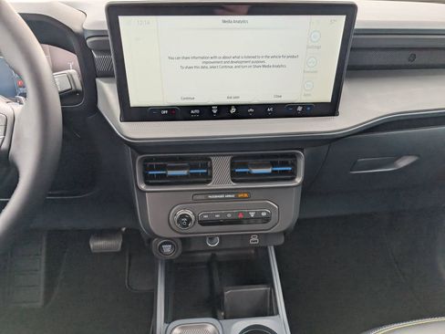 New 2026 Ford Maverick Lobo AWD/4WD image 12