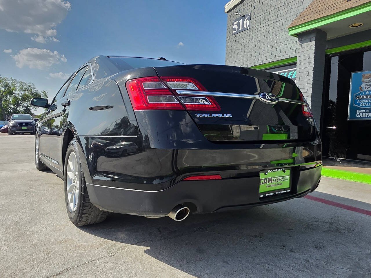 Used 2013 Ford Taurus SE FWD image 10