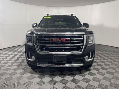 Used 2021 GMC Yukon SLT w/ SLT Premium Package AWD/4WD image 2