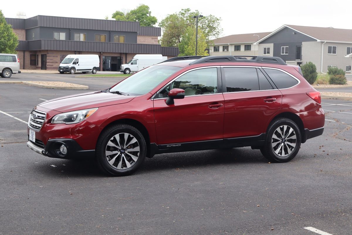 Used 2015 Subaru Outback 2.5i Limited AWD/4WD image 10