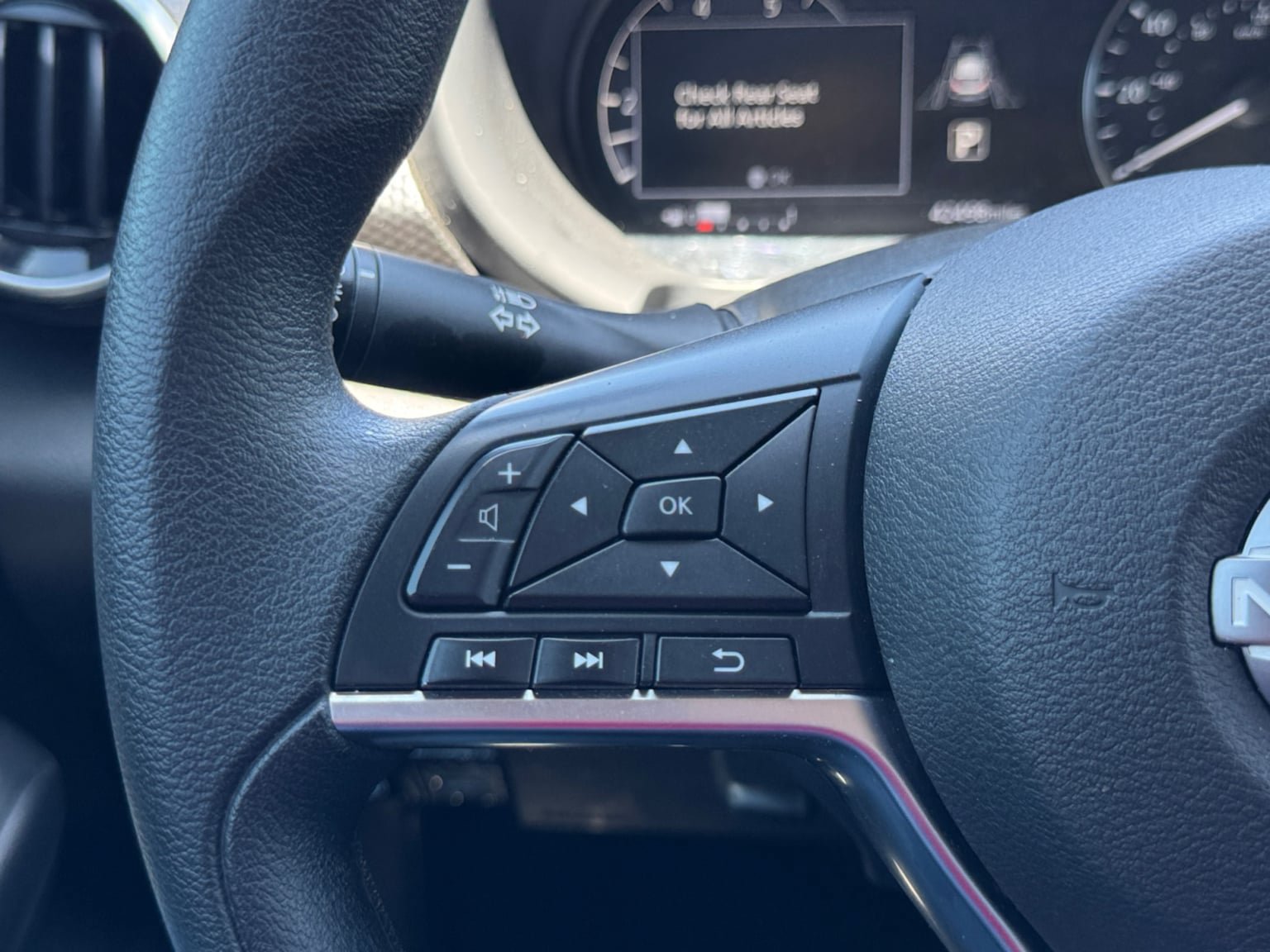 Used 2024 Nissan Kicks SV FWD image 22