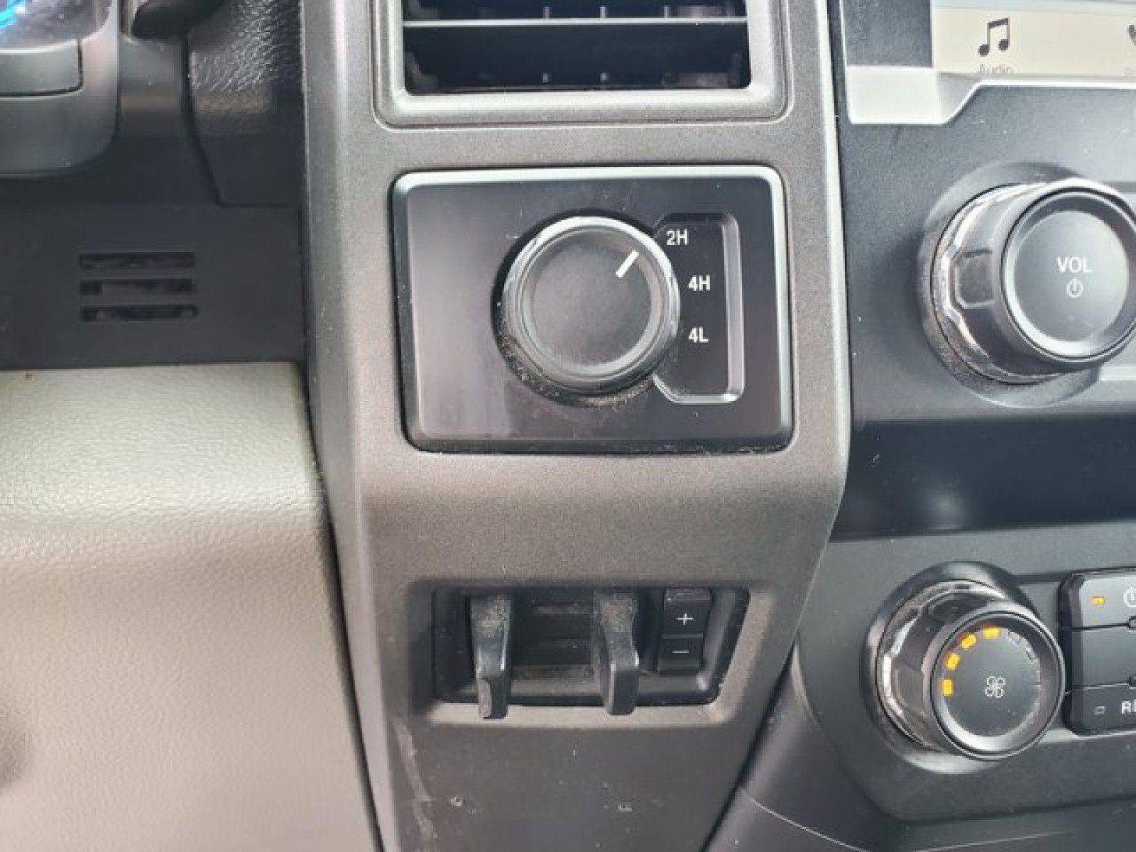 Used 2019 Ford F450 XL w/ STX Appearance Package AWD/4WD image 21