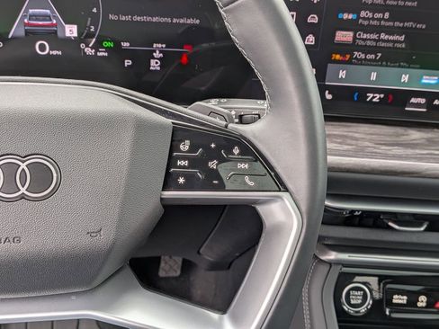 Certified 2025 Audi Q5 2.0T Premium Plus w/ Premium Plus image 14