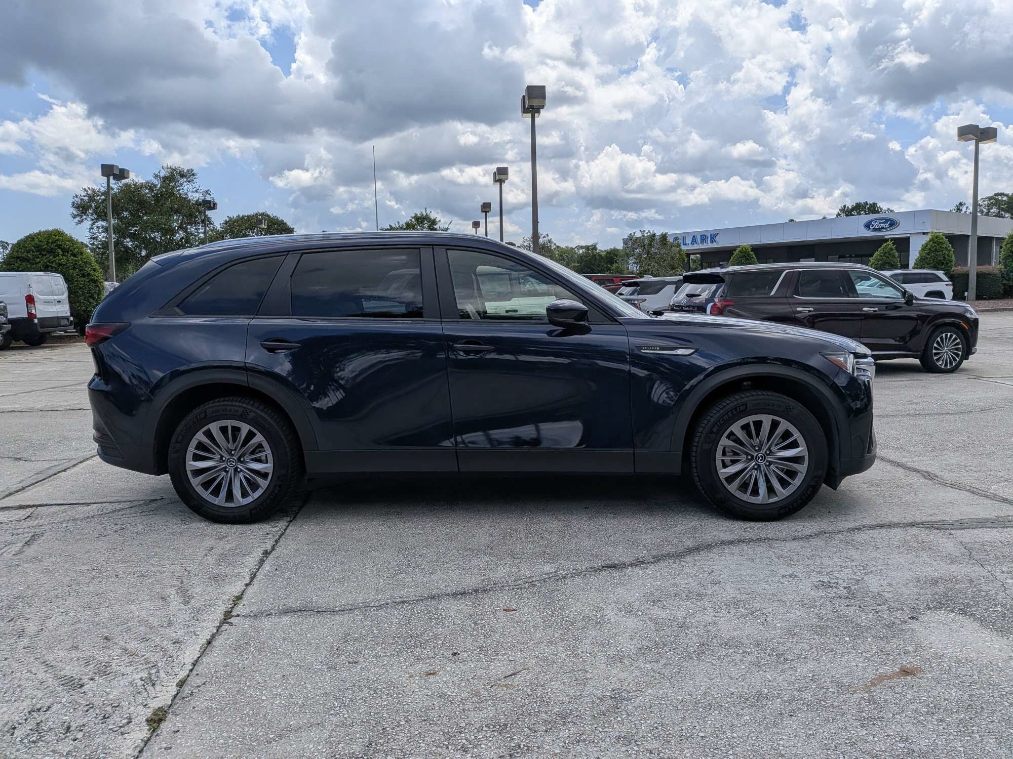 Used 2025 MAZDA CX-90 3.3 Turbo w/ Select Package AWD/4WD image 3