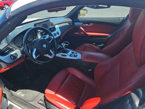 Used 2012 BMW Z4 sDrive35i RWD image 11