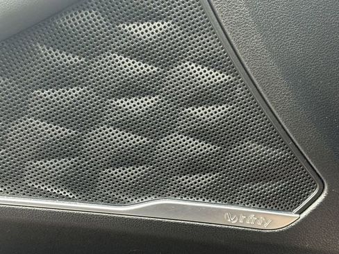 Used 2020 Hyundai Santa Fe SEL image 25