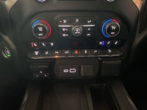 Used 2020 Chevrolet Silverado 3500 LTZ w/ LTZ Premium Package image 8