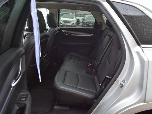Used 2019 Cadillac XT5 Premium Luxury image 32