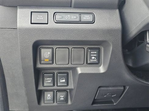 Used 2025 Nissan Frontier PRO-4X w/ Pro Premium Package image 36