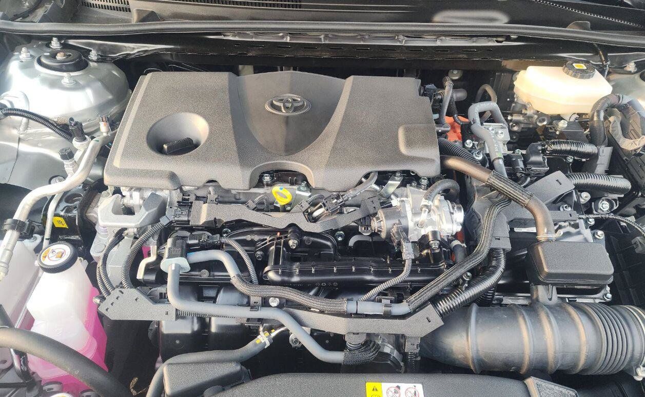 Used 2026 Toyota Camry LE FWD image 9