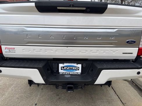 Used 2017 Ford F250 Platinum w/ Platinum Ultimate Package image 7
