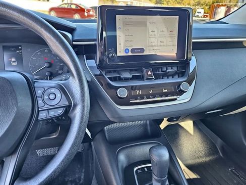 Used 2023 Toyota Corolla LE image 24