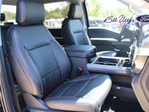 New 2025 Ford F250 Lariat w/ Chrome Package image 7