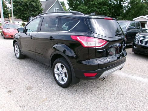 Used 2016 Ford Escape SE w/ Equipment Group 201A AWD/4WD image 5