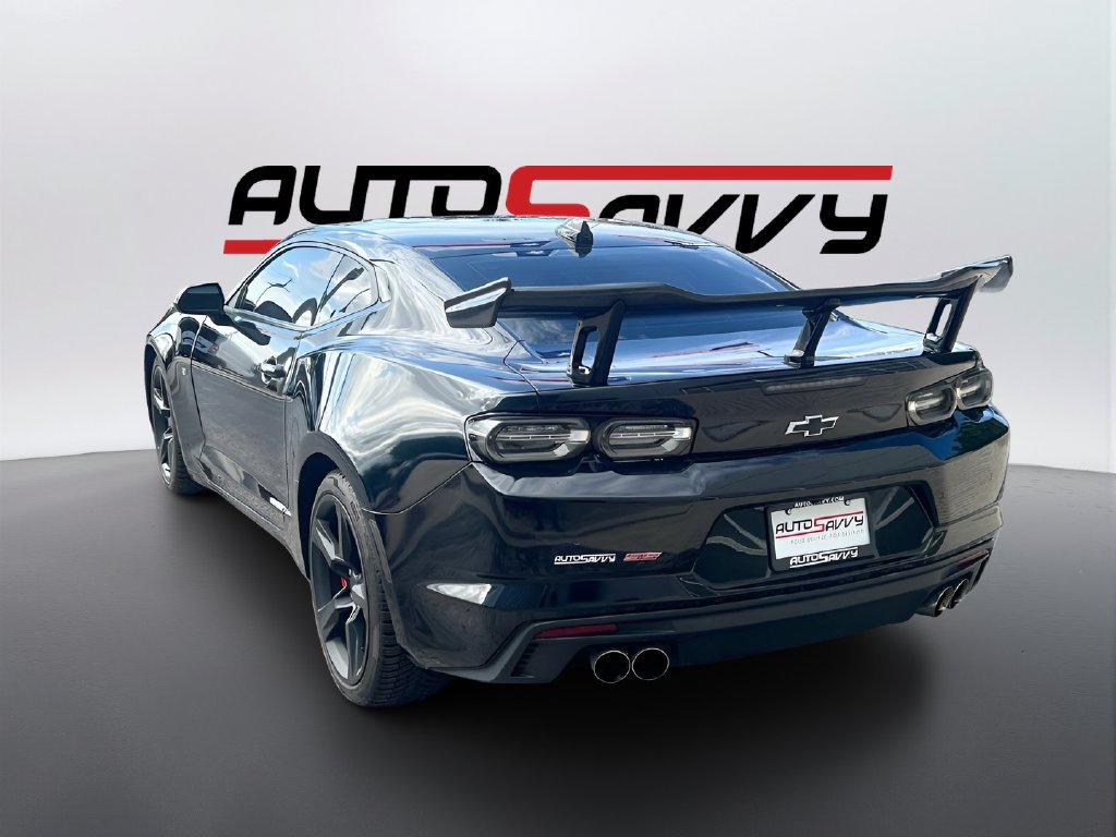 Used 2021 Chevrolet Camaro SS RWD image 5