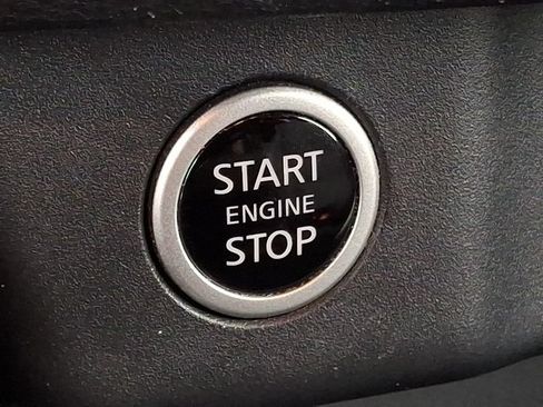 Used 2023 Nissan Rogue SV AWD/4WD image 24